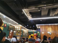 大堂-胡须佬鸡煲四季火锅店(石厦西村直营店)