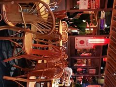 -野山舂·贵州现舂酸汤火锅(鸿通城店)