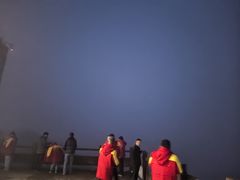 -黄山光明顶山庄
