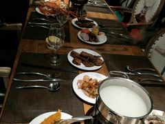 -领鲜活海鲜榴莲自助火锅(东门店)