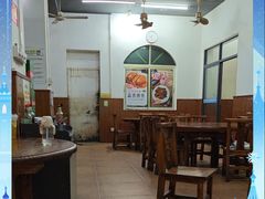 -阿汉名材老鸡汤饭店(金鸡岭店)