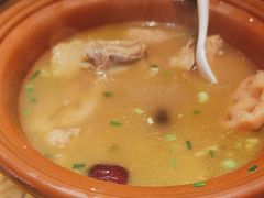 -黄泥岗·地道湖北菜(奥特莱斯店)