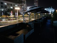 -UNI UNI(环亚凯瑟琳店)