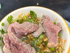 -金鼎雪山牦牛杂火锅(理县总店)