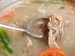 -老石黑山羊毛驴肉火锅(金凯广场店)