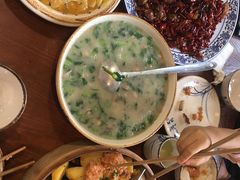 -黄桷树曹家私房菜(江与城店)