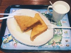 -横琴湾畔餐厅(长隆海洋王国白鲸剧场店)