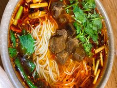 红烧牛肉面-默记孙抄手(经开万达店)