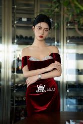 点击看大图 -艾拉·女王婚纱礼服馆