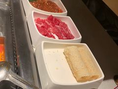 -海底捞火锅鲜切牛肉主题店(长寿路店)
