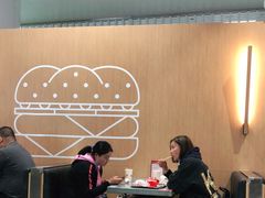 -麦当劳(北京大兴机场二层国内到达(安检外)店)