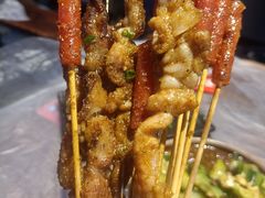 -老街烧烤大排档·地道湖北菜·龙虾馆(汉口火车站店)