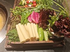 -蘸小院铁锅炖·蘸酱菜·东北菜(怀远门店)