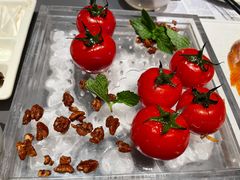 番茄脆菇沙拉-小大董·烤鸭(观景餐厅·南京西路店)