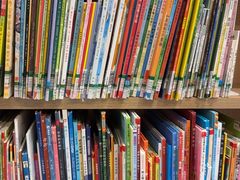 -广州市白云区图书馆