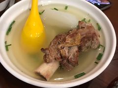 大骨头萝卜汤-大壶春生煎(四川中路店)