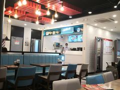 大堂-李先生牛肉面大王(上海站南广场店)