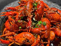 -肥肥虾庄·金牌油焖大虾(杨园滨江时代walk店)