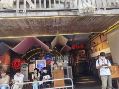 门面-哥老官重庆美蛙鱼头(西湖银泰十一哥店)