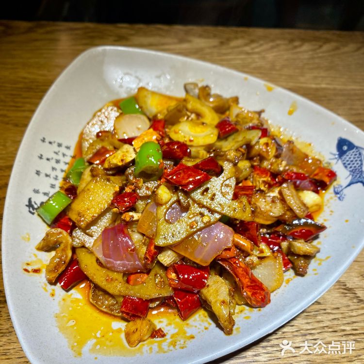 市中心超高性价比跷脚牛肉