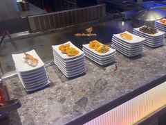 -曼格活海鲜·牛排自助(光明蓝鲸店)
