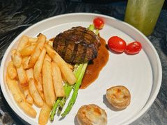 -LES ELITES 英集荟(南京西路店)