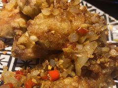 蒜香鸡翅-布衣草棚风格餐厅