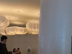 -涨巢·潮玩水疗局