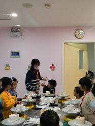 -成都星期8小镇(江宁南路店)