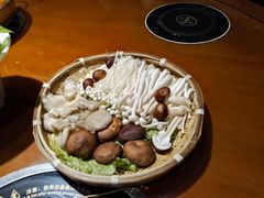 -亮欢寨酸汤鱼(沙冲路店)