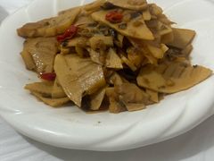 -天乐农家鱼头王(天目湖店)