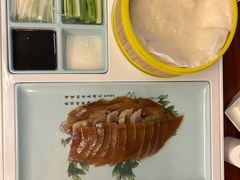 -粤尚腾香居中餐厅(首都机场希尔顿店)