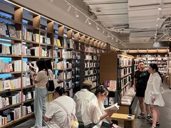-茑屋书店(天目里店)