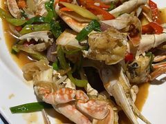 -三亚火车头万人海鲜广场