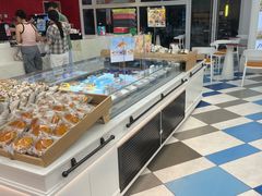 -85度C(生甜甜圈研究工坊·上海局门店)