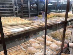 -奈雪的茶(亨特国际广场店)