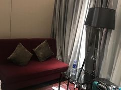 -广州天河希尔顿酒店