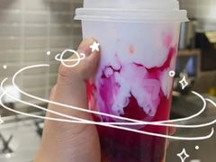 雪耳芋圆牛奶-CoCo都可(曹路宝龙广场店)