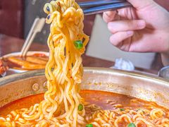 泡菜培根辛拉面-米屋石锅拌饭(师大店)