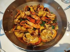 -七欣天香辣蟹火锅(闵行浦江欢乐颂店)