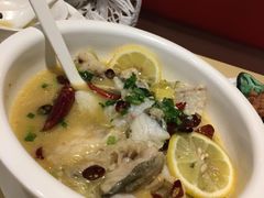 酸菜煮鱼-新绿茵阁茶餐厅(皇朝东南亚花园分店)