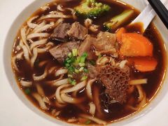 -康师傅私房牛肉面(马泉营奥莱店)