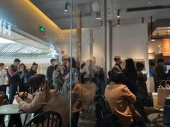 等位区-喜茶(上海兴业太古汇店)