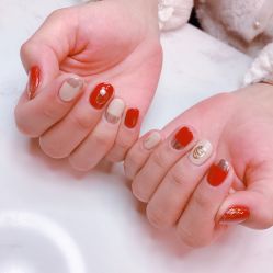 -Pink You美甲洗眉纹绣定制中心