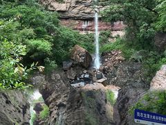 -龙潭大峡谷