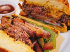 蓝纹干熟牛肉芝士汉堡-摩根扒房(桐梓林店)