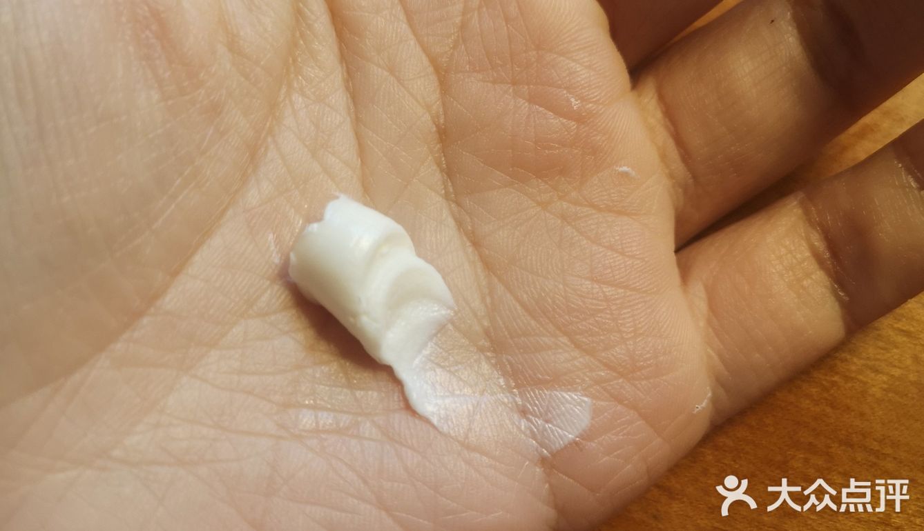 一个冬天这样大小的完全够了，太大支的感觉用不完