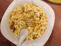 蟹黄豆腐-东方明珠老上海8号餐厅