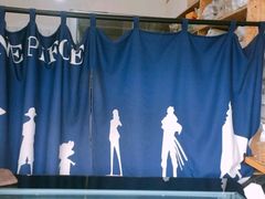 -蜜蜂小象·榴莲千层蛋糕(时代汇11栋店)
