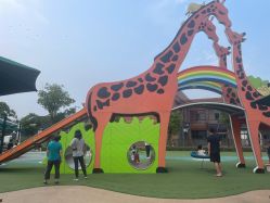 -季高兔窝窝亲子园(上海薰衣草公园店)